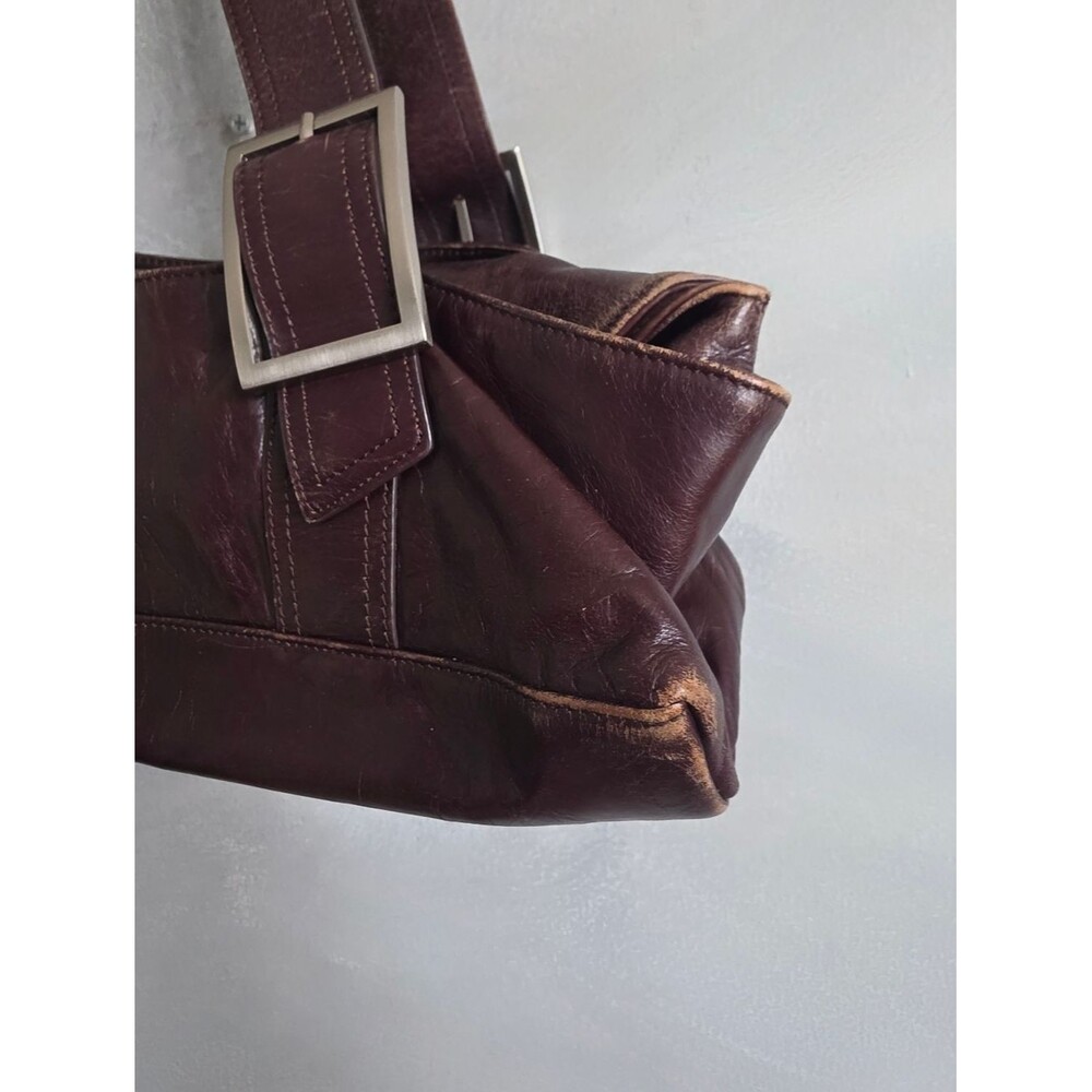 Keneth Cole Brown Leather Shoulder Bag Silver Hardware Buckles Weathered Patina - Picture 10 of 11